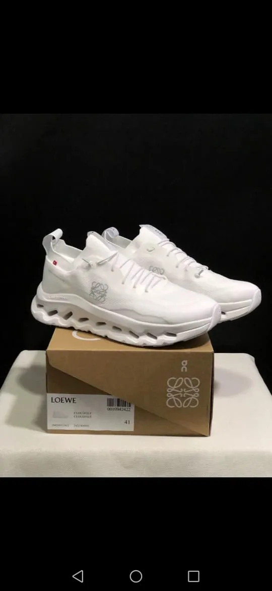 𝐋𝐄𝐖 x On Cloudtilt Sneakers