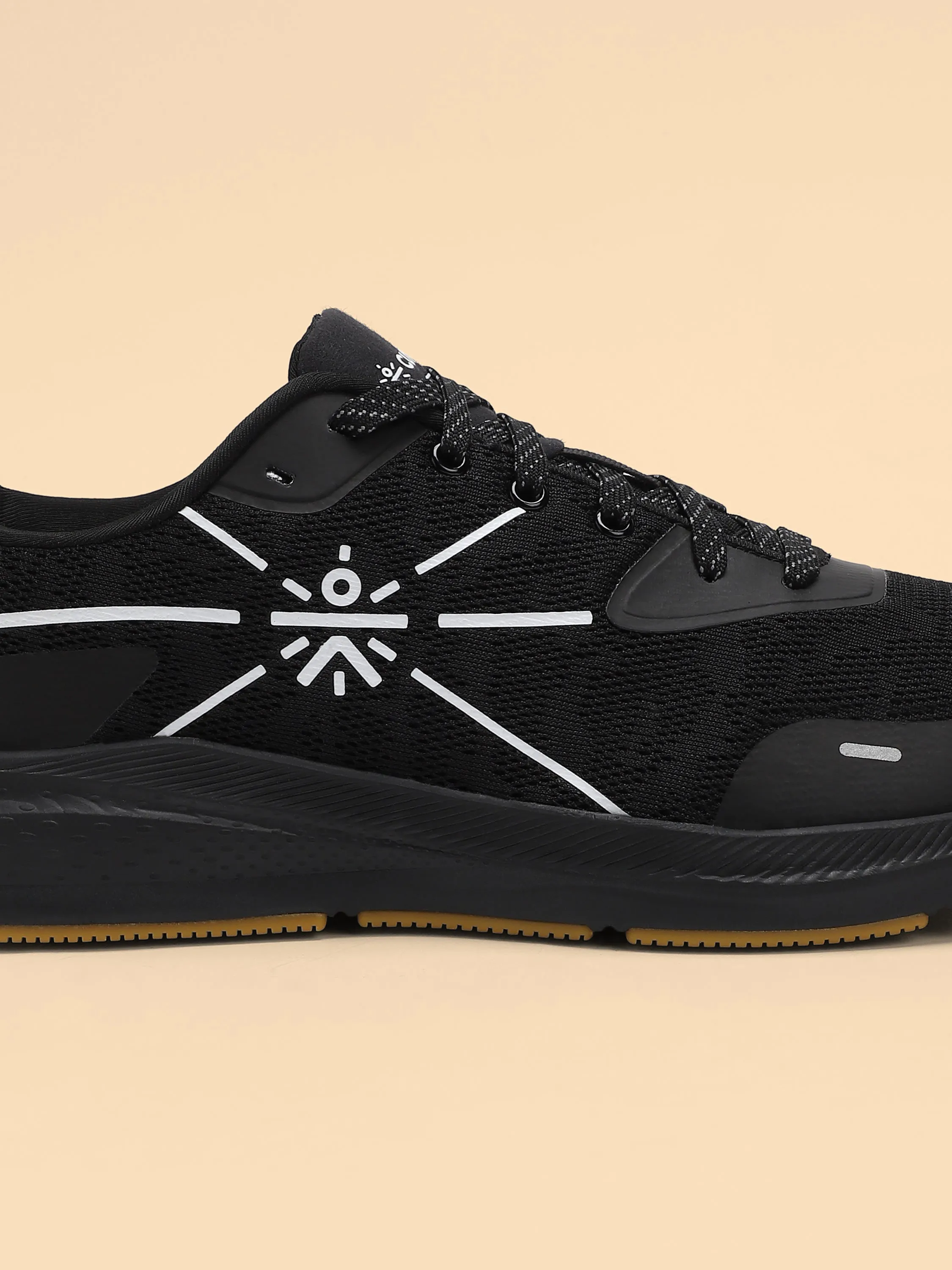 Flomo Men Running Shoes - Black/Mustard
