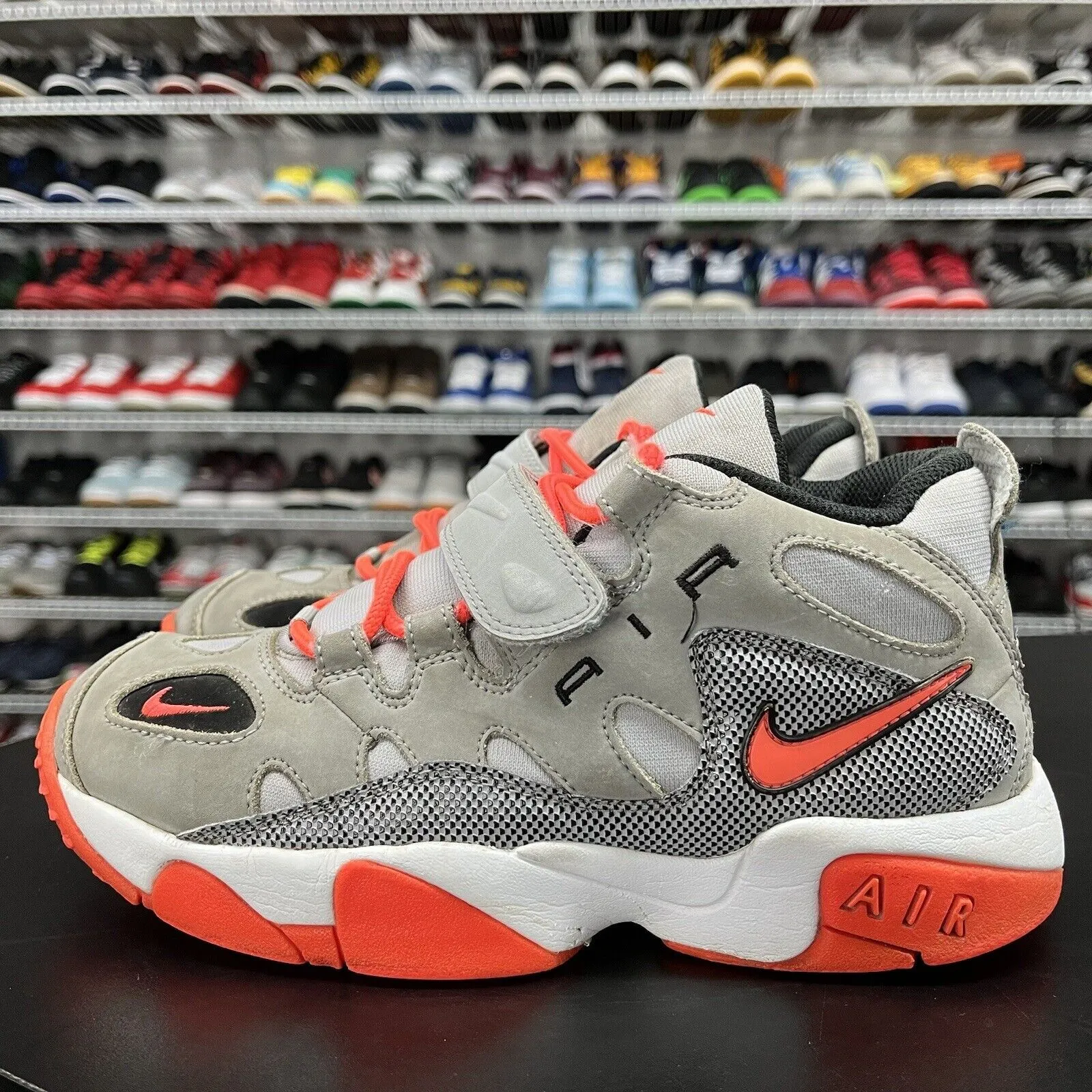 Nike Air Turf Raider Gray/Orange 599812-002 Boys Size 6Y