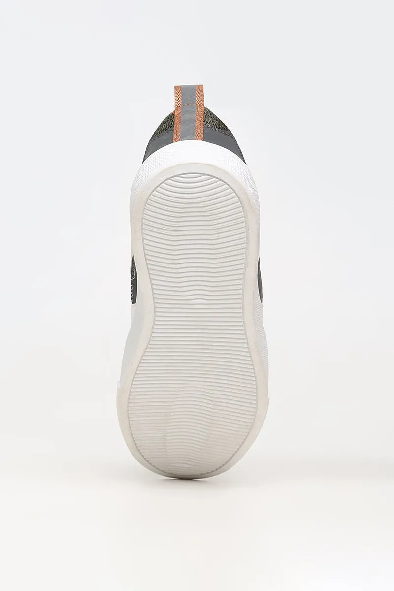 Panelled White Low Top Sneaker